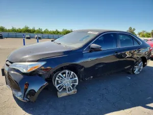 2015 TOYOTA CAMRY