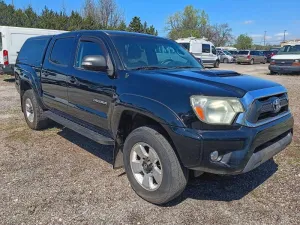 2015 TOYOTA TACOMA