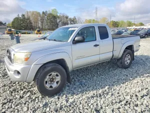 2011 TOYOTA TACOMA