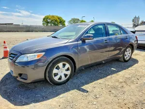 2011 TOYOTA CAMRY