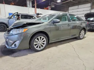 2012 TOYOTA CAMRY SOLA