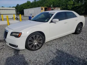 2013 CHRYSLER 300