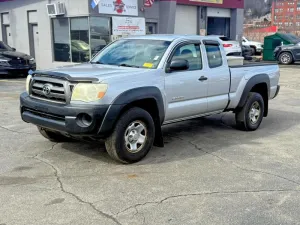 2010 TOYOTA TACOMA