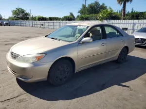 2002 TOYOTA CAMRY
