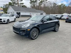 2018 PORSCHE MACAN