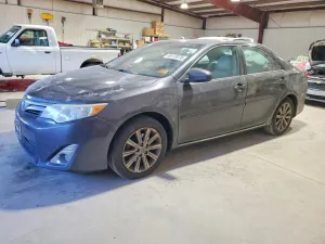 2012 TOYOTA CAMRY SOLA