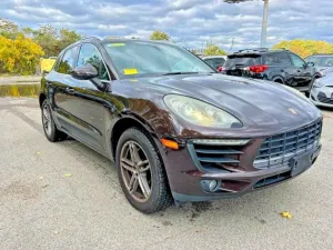 2015 PORSCHE MACAN