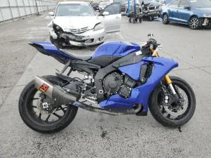 2018 YAMA YZFR1