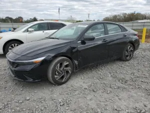 2024 HYUNDAI ELANTRA