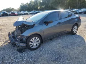2020 NISSAN VERSA