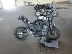 2016 KAWASAKI ZR800 B