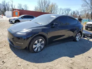 2024 TESLA MODEL Y