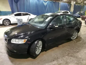 2011 VOLVO S40