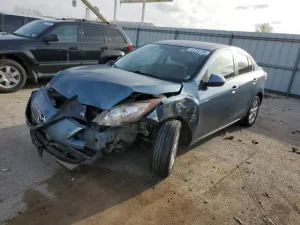 2010 MAZDA 3