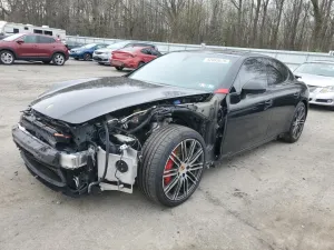 2016 PORSCHE PANAMERA