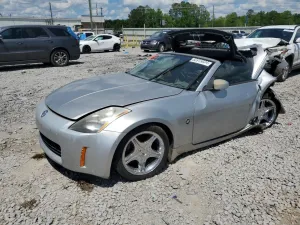2005 NISSAN 350Z