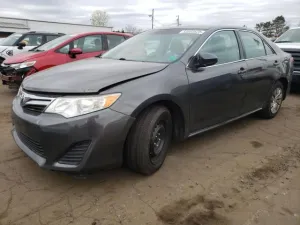 2013 TOYOTA CAMRY