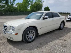 2005 CHRYSLER 300