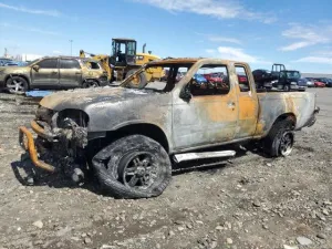 2004 NISSAN FRONTIER