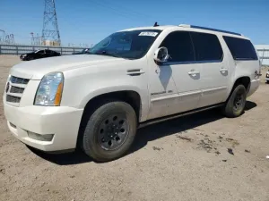 2012 CADILLAC ESCALADE