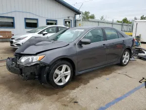 2013 TOYOTA CAMRY