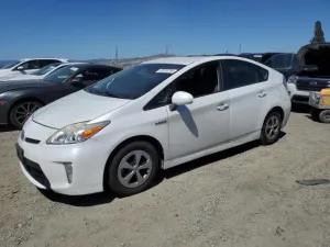 2015 TOYOTA PRIUS