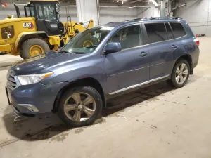 2013 TOYOTA HIGHLANDER
