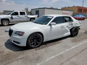 2013 CHRYSLER 300