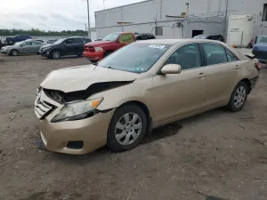 2010 TOYOTA CAMRY