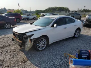 2011 NISSAN MAXIMA
