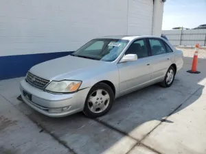2004 TOYOTA AVALON