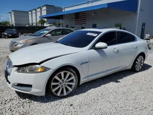 2013 JAGUAR XF