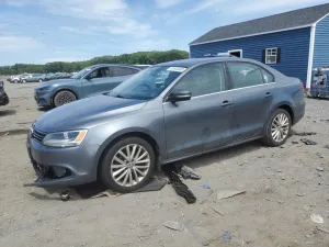 2013 VOLKSWAGEN JETTA