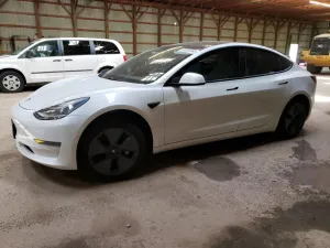 2021 TESLA MODEL 3