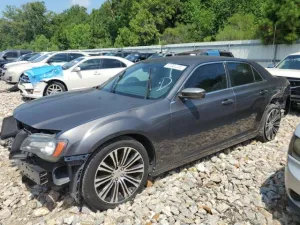 2013 CHRYSLER 300
