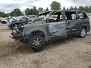 2010 CHRYSLER MINIVAN