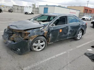 2013 TOYOTA CAMRY