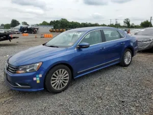 2017 VOLKSWAGEN PASSAT