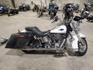 2013 HARLEY-DAVIDSON FL