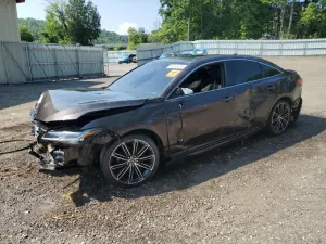 2019 TOYOTA AVALON