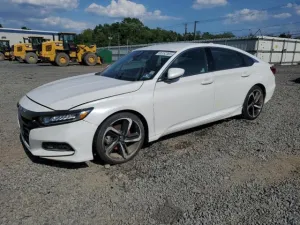 2019 HONDA ACCORD