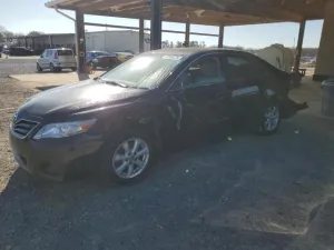 2011 TOYOTA CAMRY