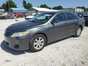 2011 TOYOTA CAMRY