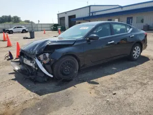 2019 NISS ALTIMA