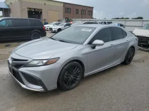 2024 TOYOTA CAMRY
