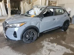2022 NISSAN KICKS