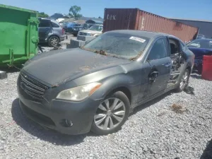2011 INFINITI M37
