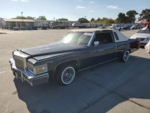 CADILLAC DEVILLE