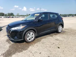 2021 NISSAN KICKS