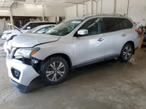 2017 NISSAN PATHFINDER